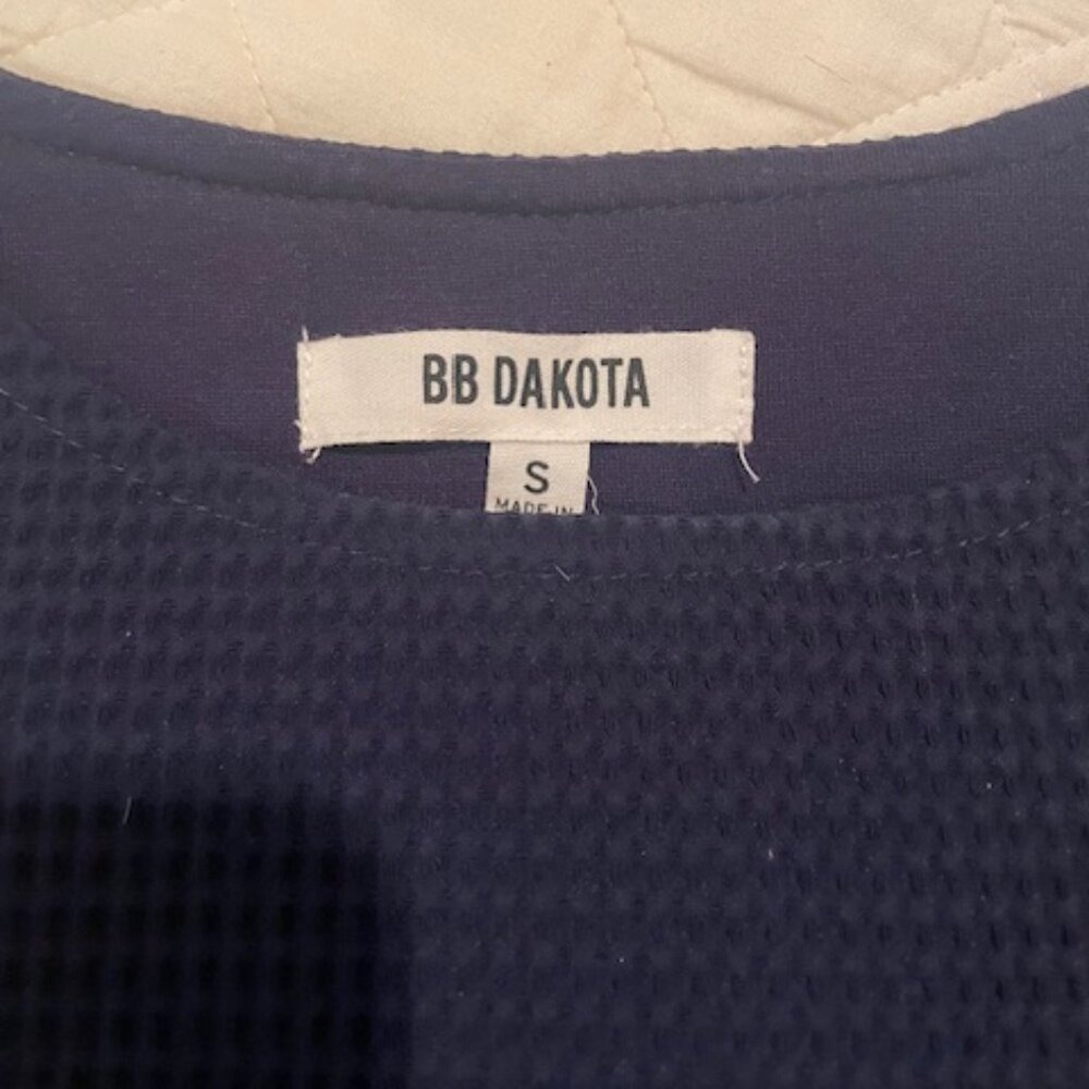 BB‎ Dakota Navy Blue Raven Drop Waist Waffle Dress – Size Small - Picture 3 of 6